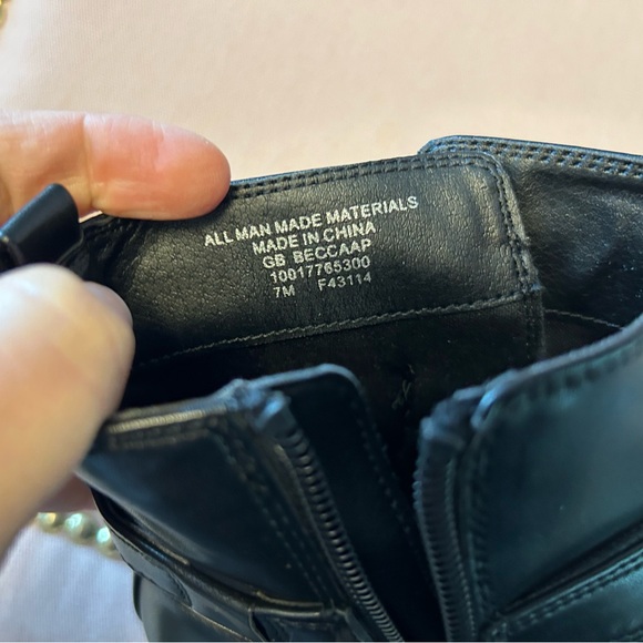 NWOT Giani Bernini Faux Leather Buckled Ankle Booties with Zipper & Memory Foam - Picture 5 of 7